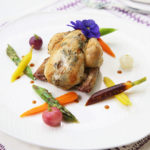 香草牛油燒法國春雞配迷你蔬菜