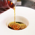 牛尾清湯配牛肝菌雲吞