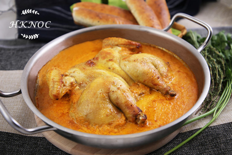 香辣蕃茄醬烤燜雞配香草棒棒包