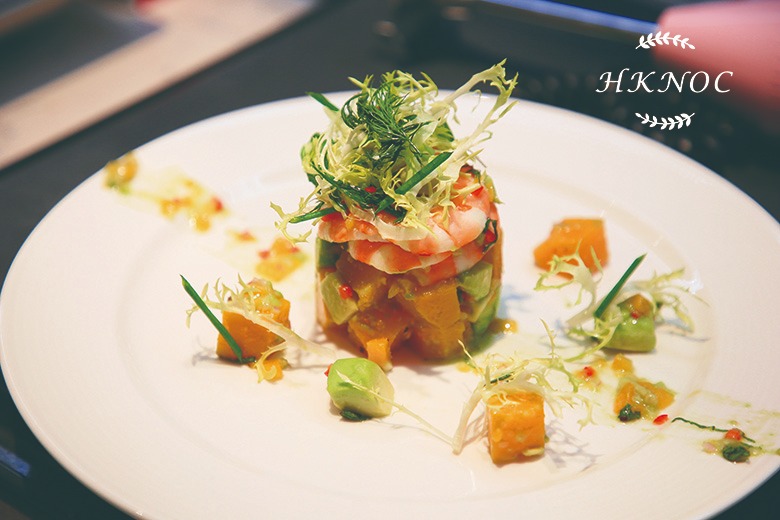 大蝦牛油果鳳梨沙律