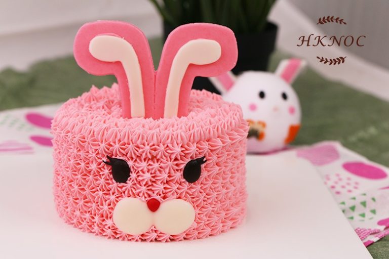 粉紅兔兔鮮果牛油忌廉蛋糕