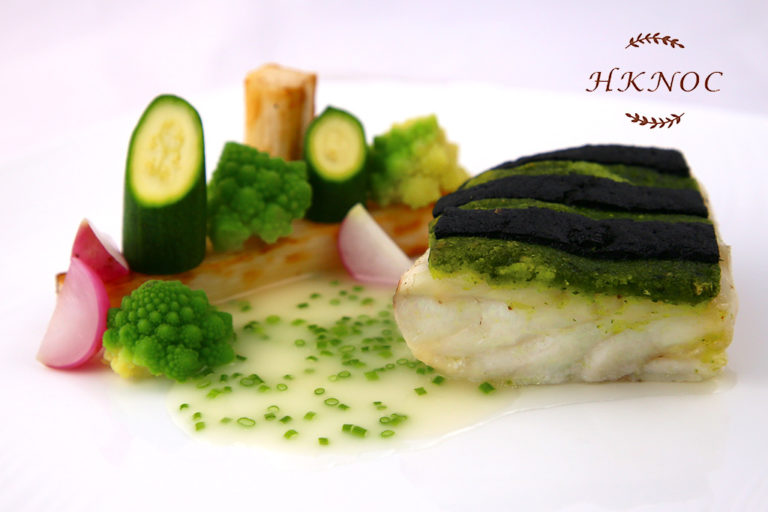 焗雙色香草酥配石斑魚柳