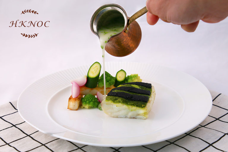 焗雙色香草酥配石斑魚柳