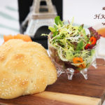 芝麻卷包配煙三文魚及香草芝士醬2