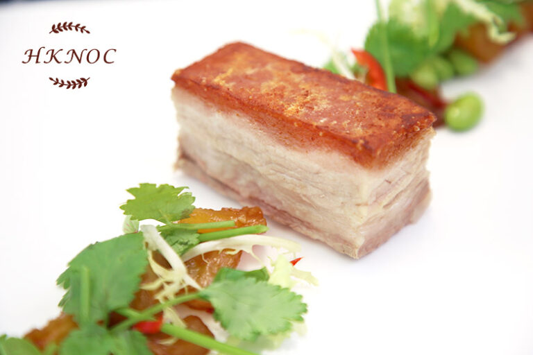 杜洛克豬腩肉配薑味鳳梨醬