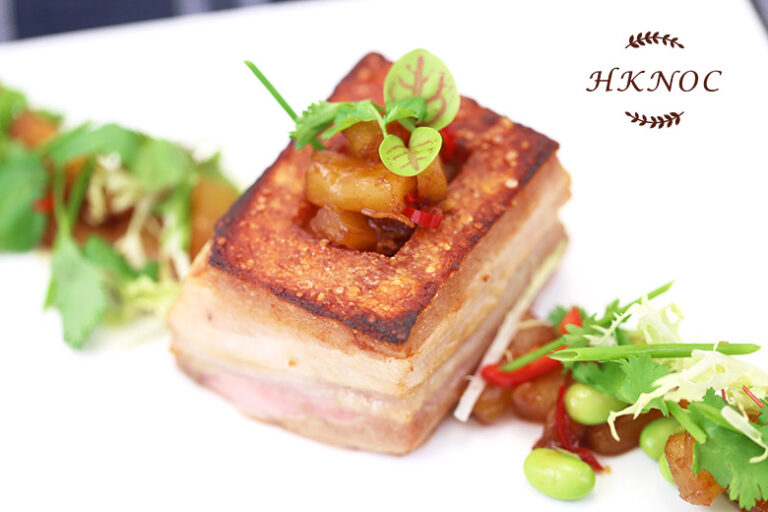 杜洛克豬腩肉配薑味鳳梨醬