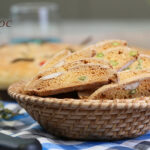 意大利香草麵包配意大利果仁曲奇