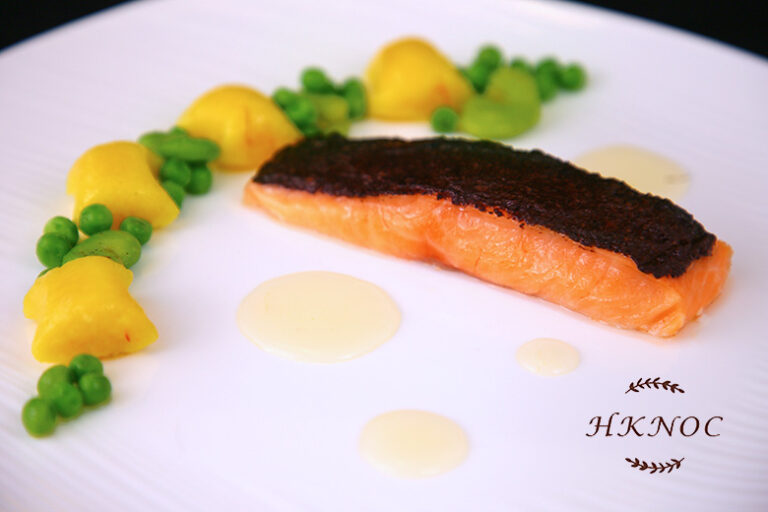慢煮三文魚配上黑松露