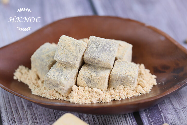 日式黃豆粉豆乳蛋糕配沖繩黑糖蕨餅