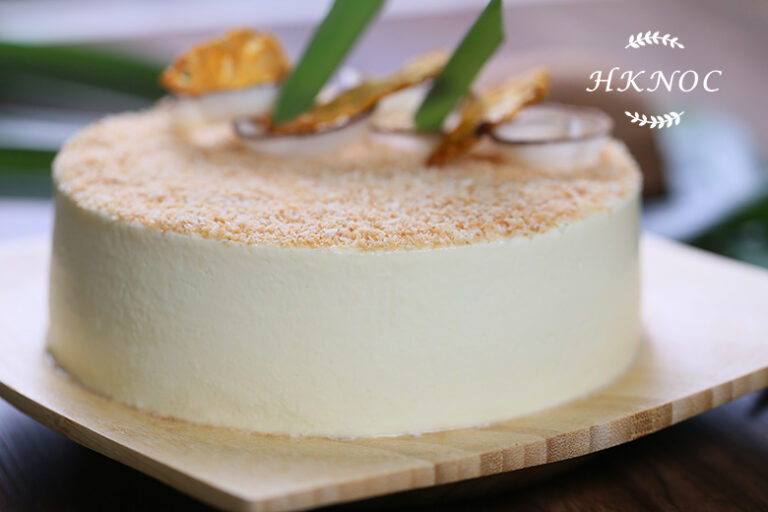 烘椰子菠蘿慕絲蛋糕