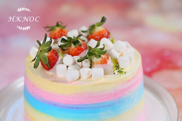 草莓彩虹蛋糕