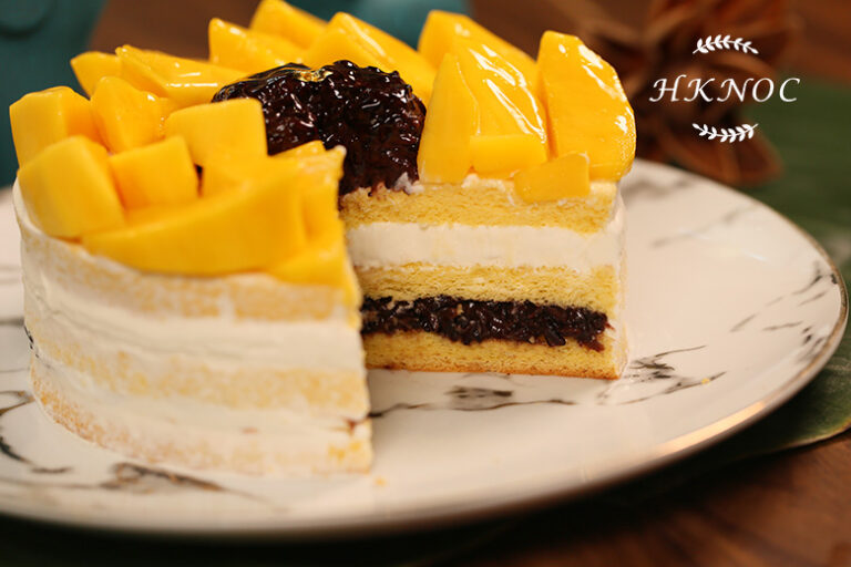 芒果椰汁黑糯米蛋糕